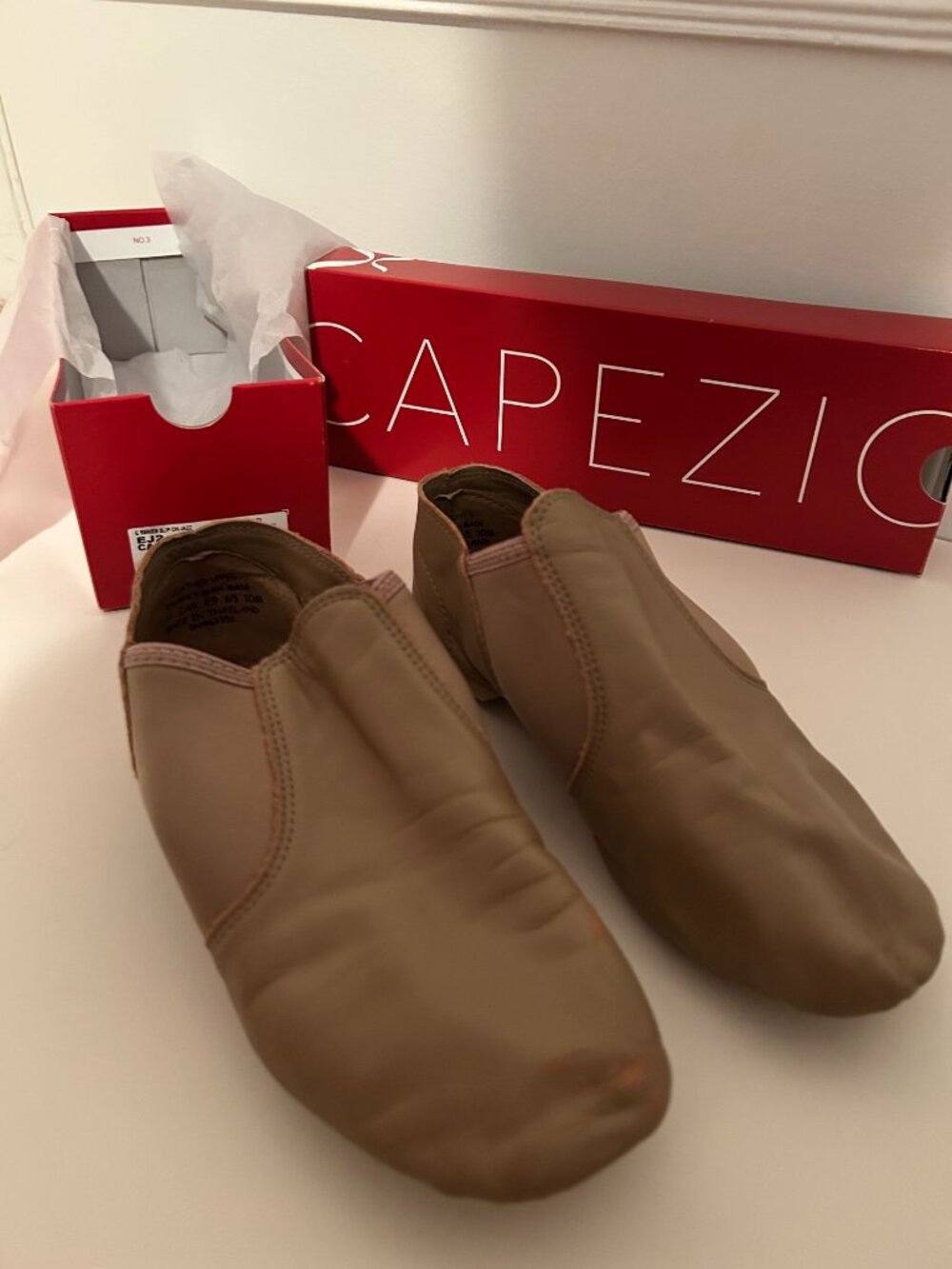 Capezio Women's E Series Jazz Slip-On Dance Shoe in Caramel Brand Size 10 (US 8)